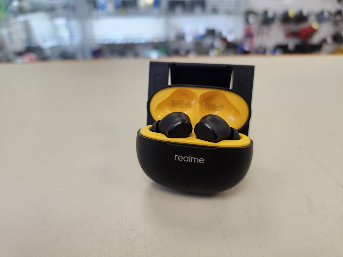 Наушники беспроводные REALME Buds 4