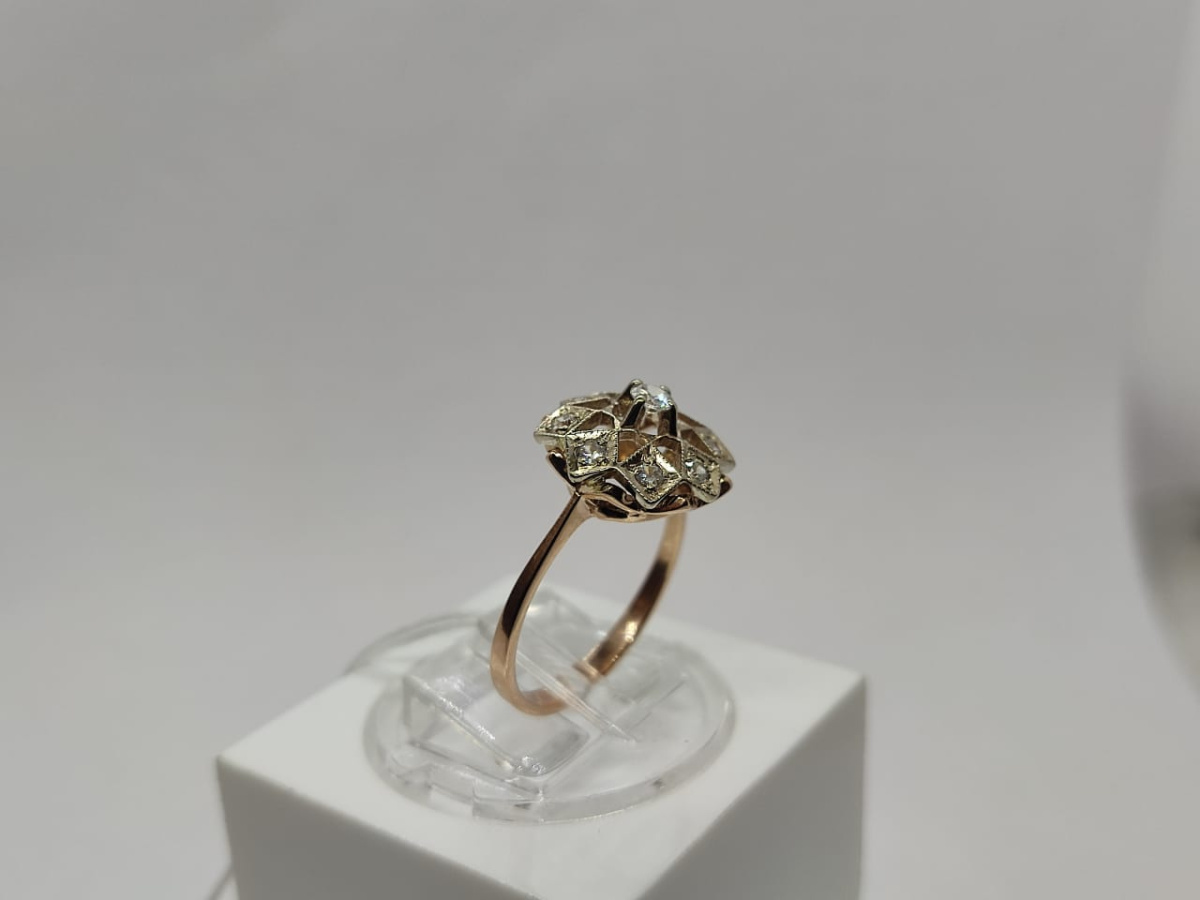 КОЛКМИ585 КОЛЬЦО С КАМНЯМИ (Au 585)