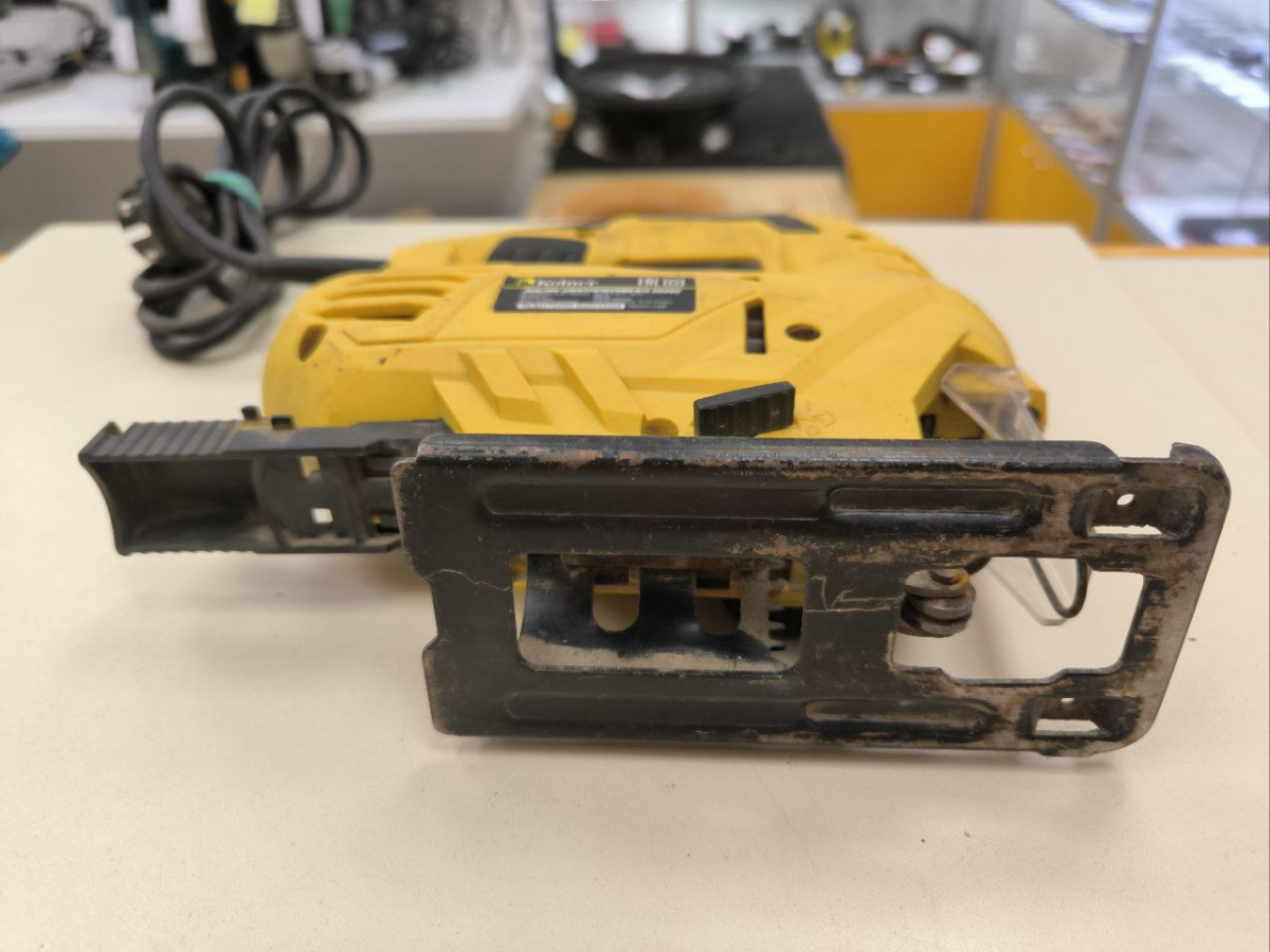 Лобзик Kolner KJS 900VC