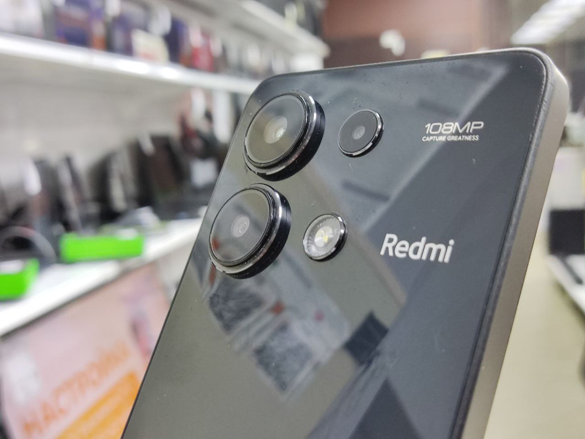 Смартфон Xiaomi Redmi note 13 8/128