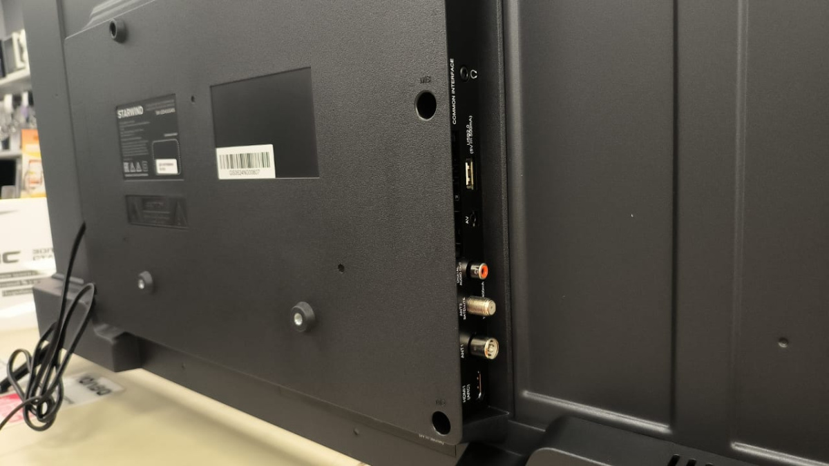LED Телевизор Starwind SW-LED43UG405