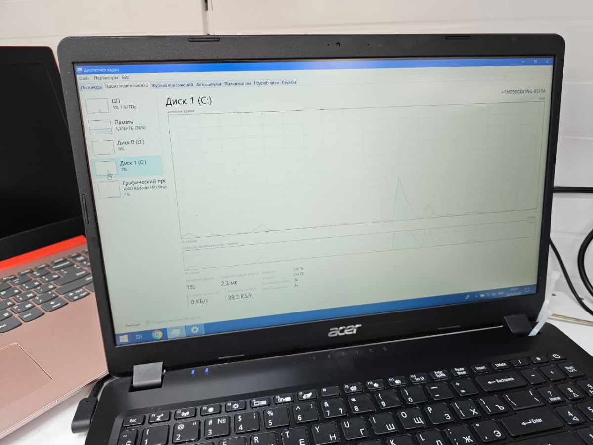 Ноутбук Acer aspire 3 n19c1; Ryzen 5 3500U, Radeon Vega 8, 4 Гб, 256 Гб, 1 Tb