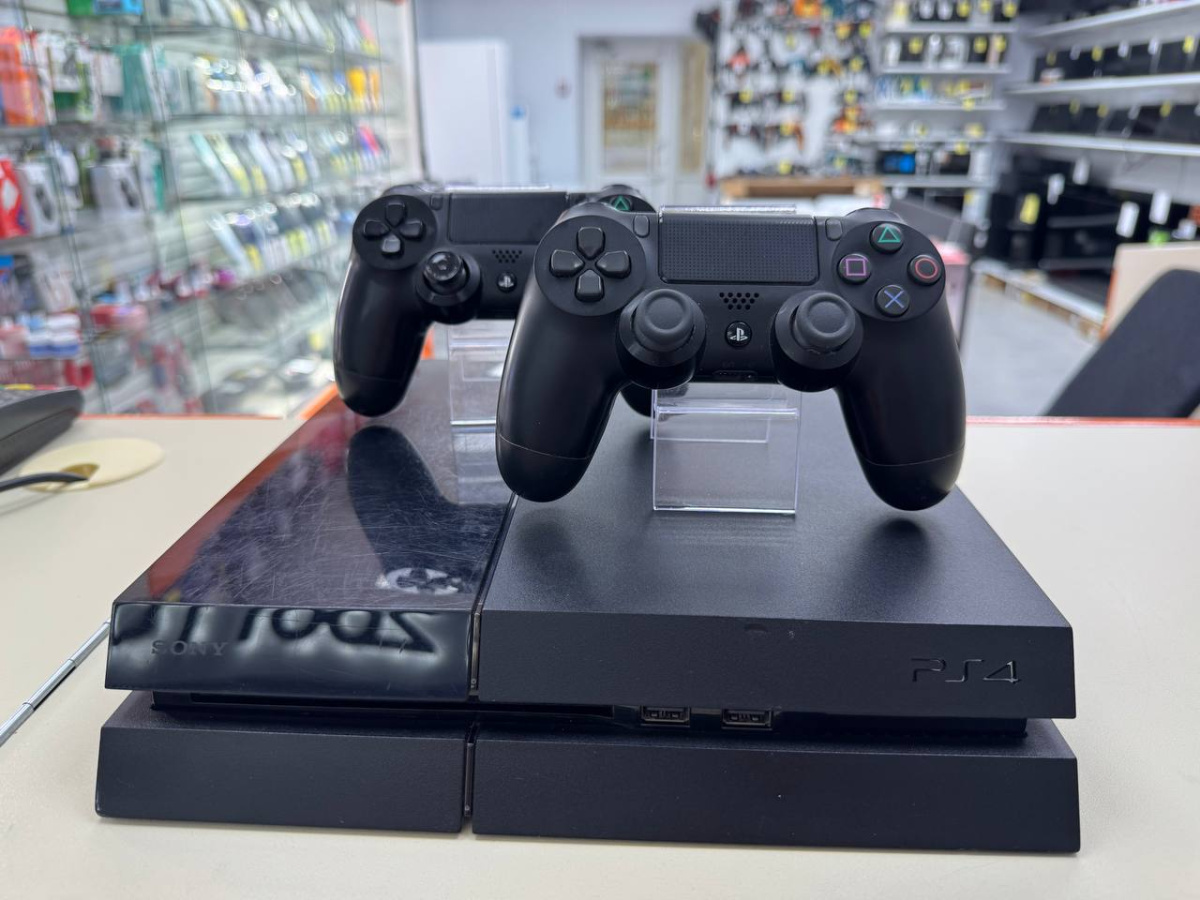 Игровая приставка PlayStation 4 FAT 500GB