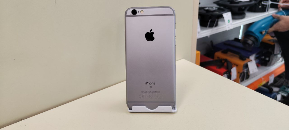 Смартфон Apple iPhone 6S 64Gb