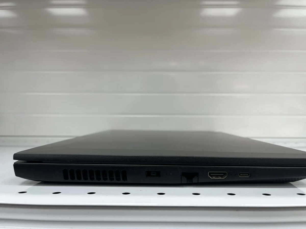 Ноутбук Lenovo; Ryzen 5 5600H, GeForce RTX 3050, 16 Гб, 256 Гб, Нет