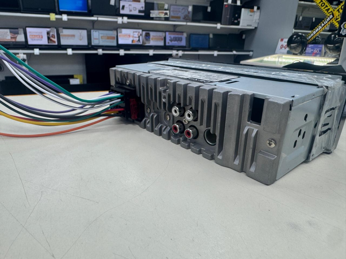 Автомагнитола Dexp LX-1