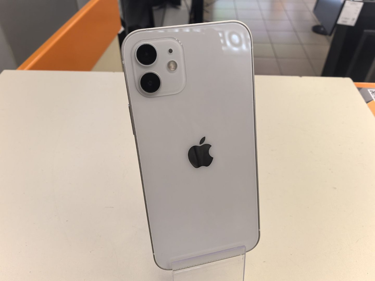 Смартфон Apple iPhone 12 128Gb
