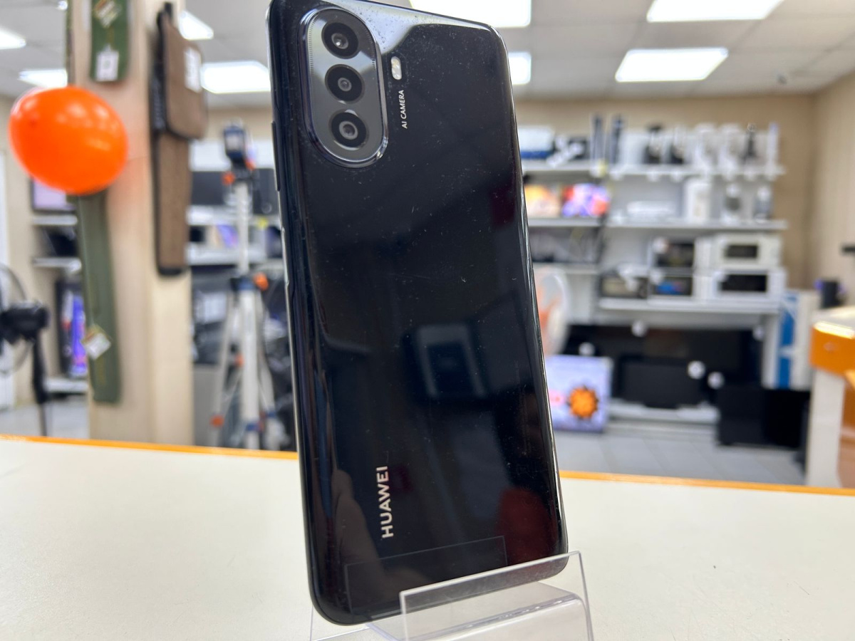 Смартфон Huawei Y70 4/128
