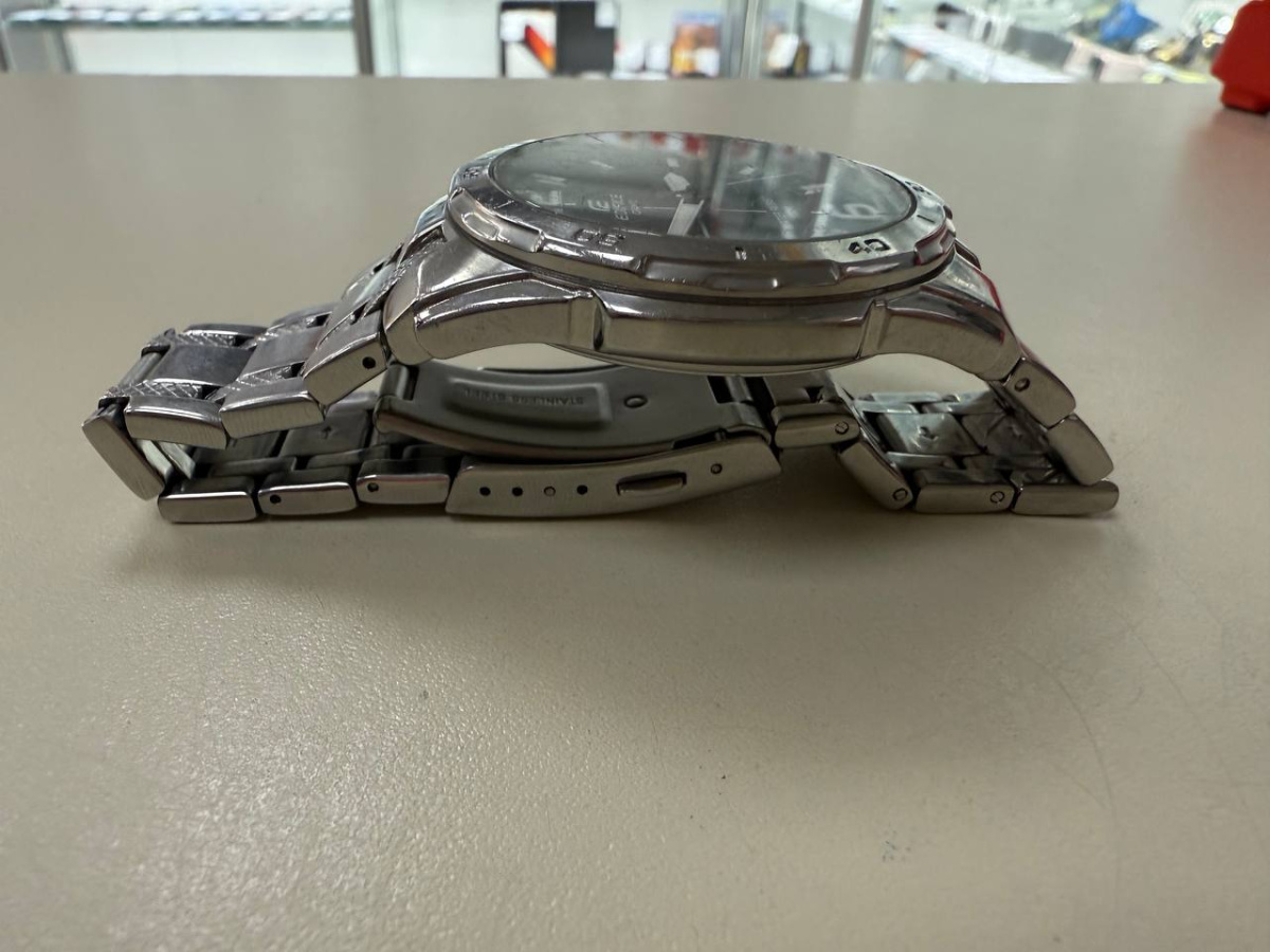 Часы наручные Casio EFR-104D-1A