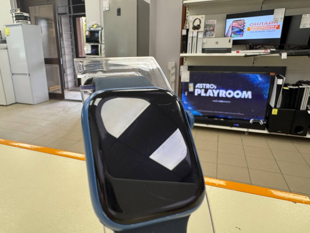 Смарт-часы Apple Watch Series 7 45mm