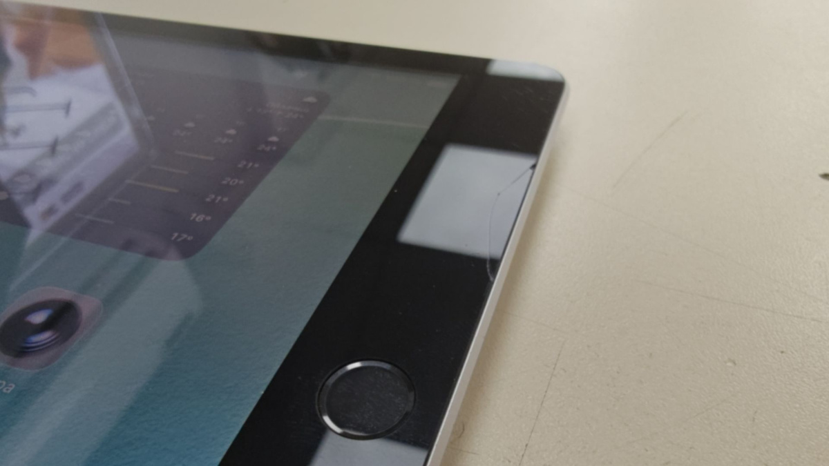 Планшет Apple iPad 9 64 ГБ (2021 A2604/A2603/A2605 Wi-Fi + Cellular)