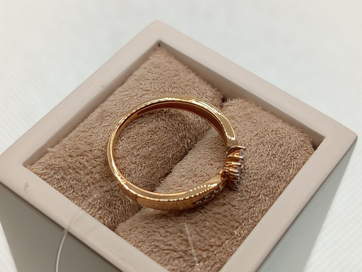 КОЛЬЦО С КАМНЯМИ (Au 585)