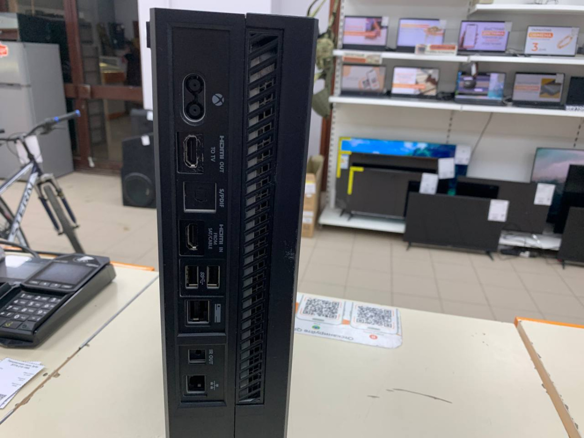 Игровая приставка Xbox One 500Gb