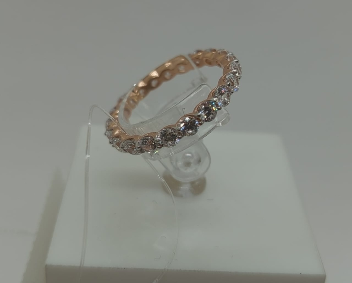 КОЛЬЦО С КАМНЯМИ (Au 585)