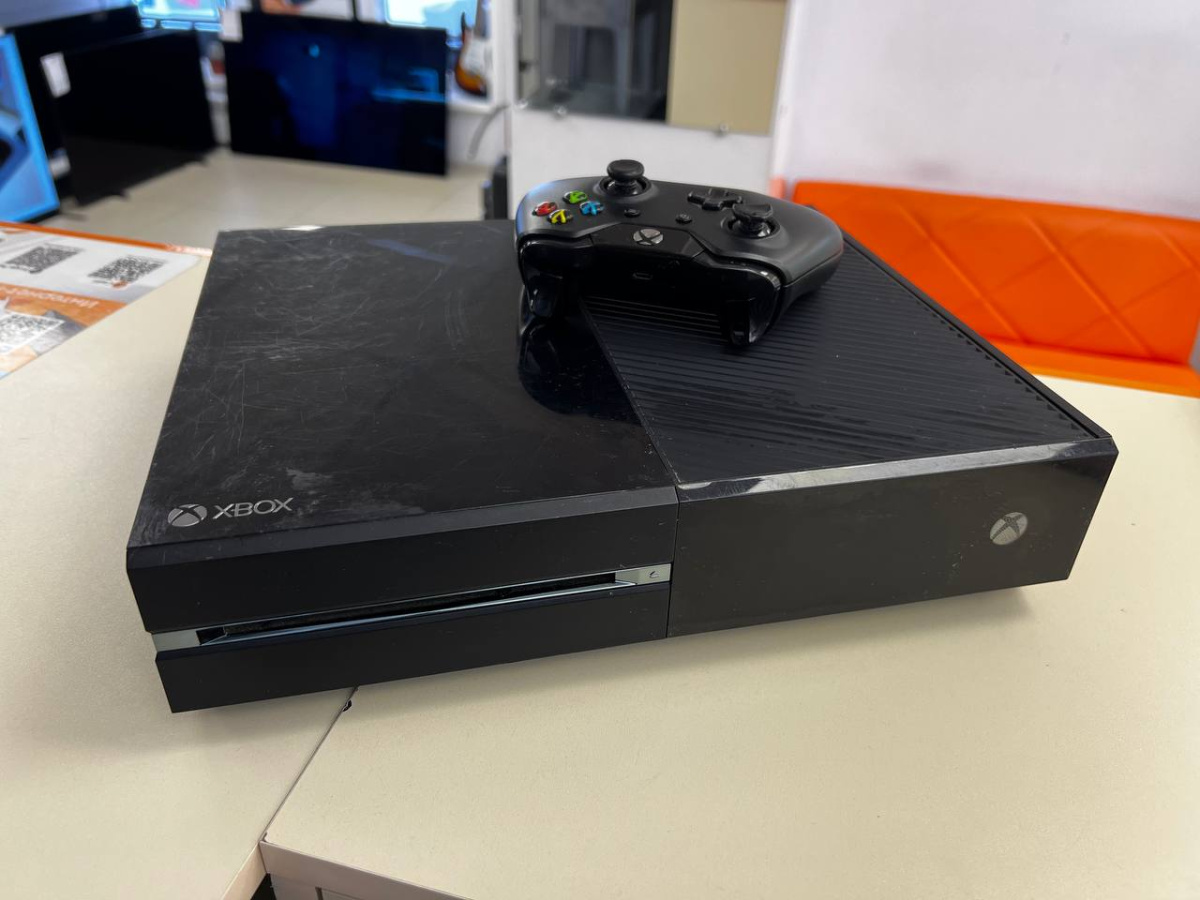 Игровая приставка Xbox One 500Gb