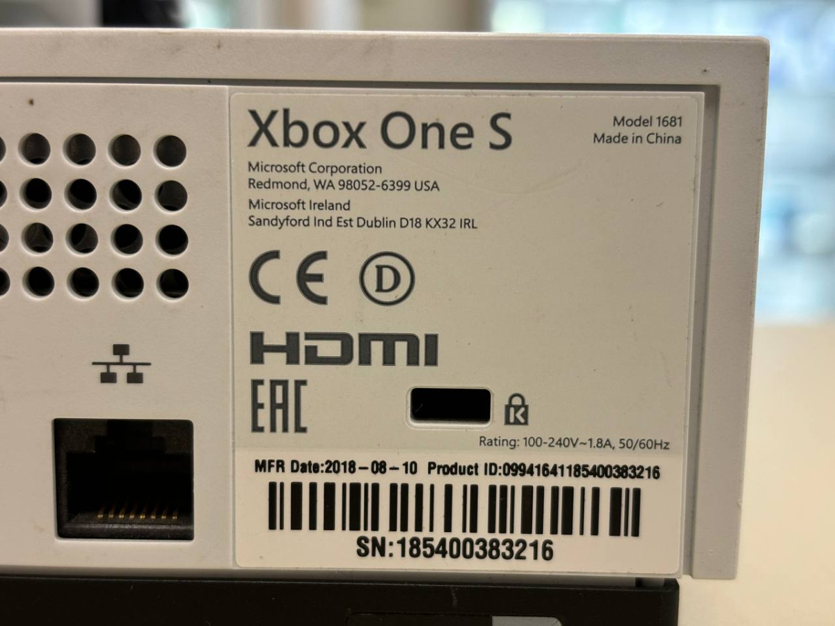 Игровая приставка Xbox One S 1TB