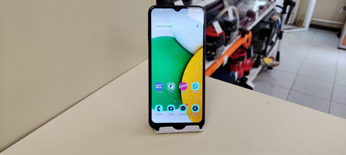 Смартфон Samsung Galaxy A03 Core