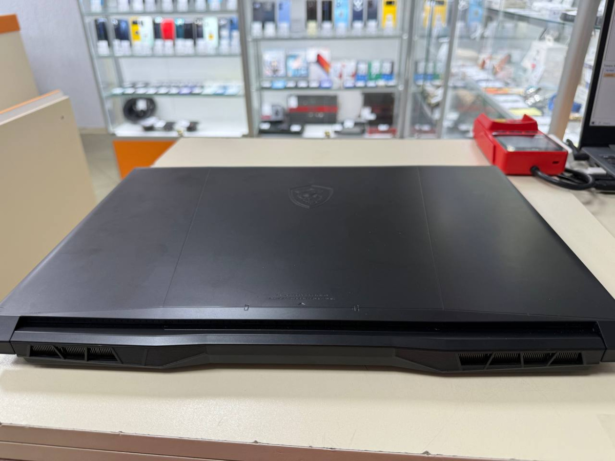 Ноутбук MSI; I5-13420H, GeForce RTX 2050, 16 Гб, 512 GB, Нет