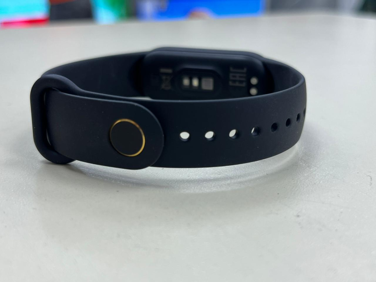 Фитнес-браслет Xiaomi Mi Band 6