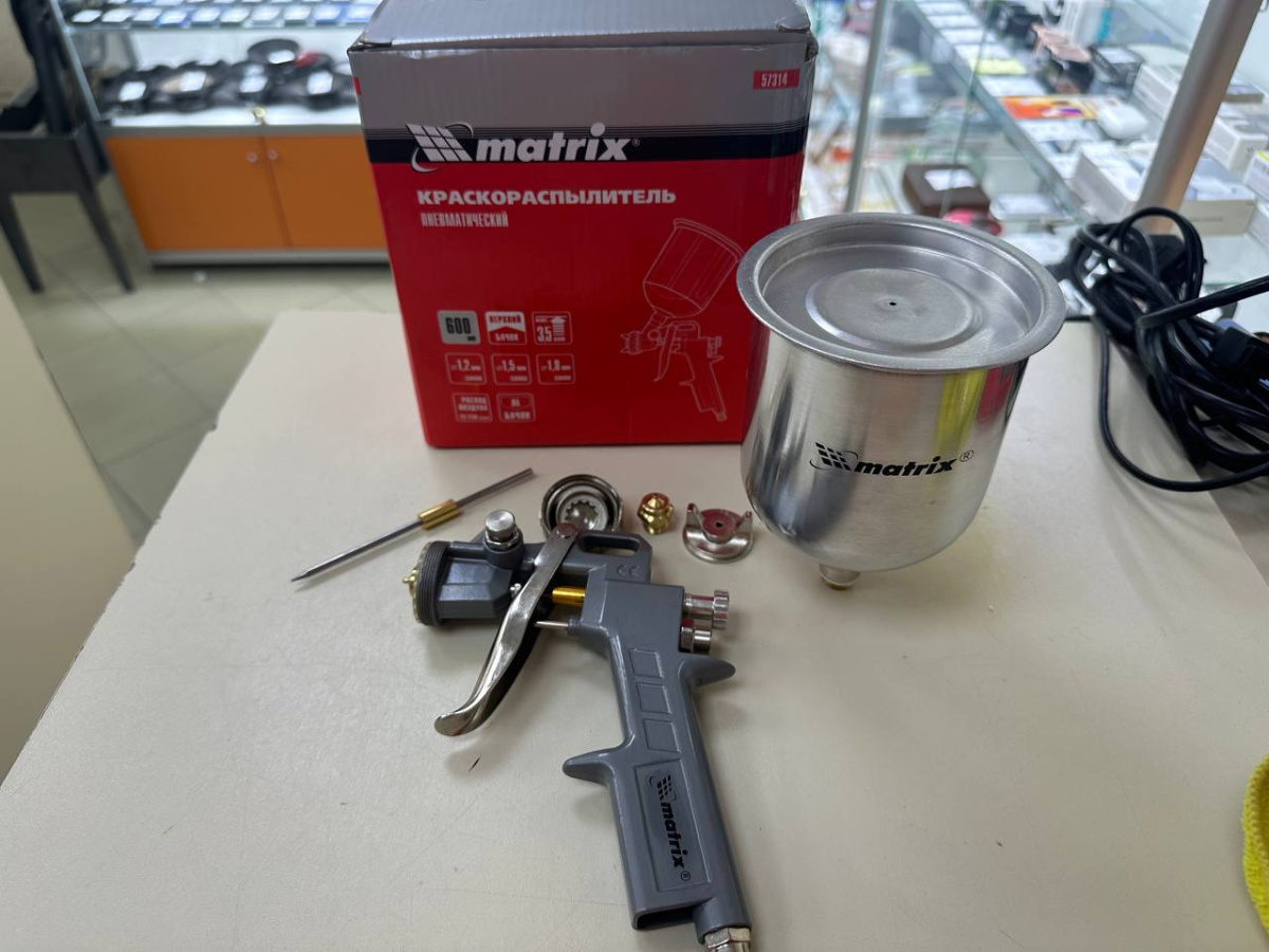 Краскопульт Вихрь ЭКП-400