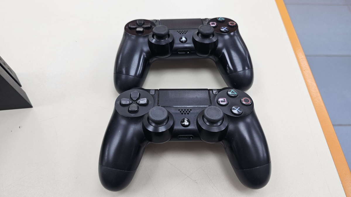 Игровая приставка PlayStation 4 FAT 1Tb