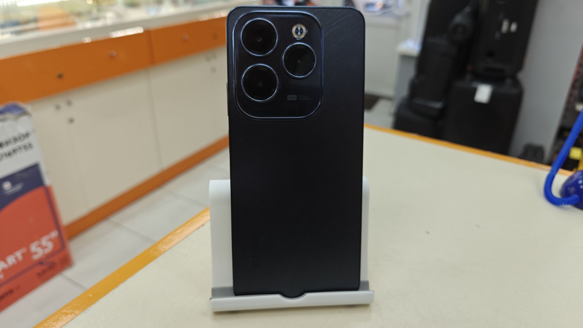 Смартфон Infinix HOT 40 Pro 8/256
