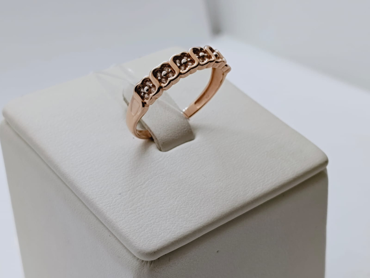 КОЛЬЦО С КАМНЯМИ (Au 585)