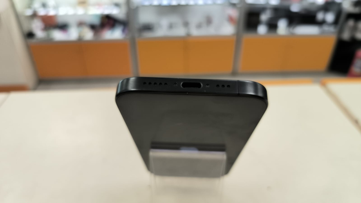 Смартфон Apple Iphone 15 Pro 128Gb