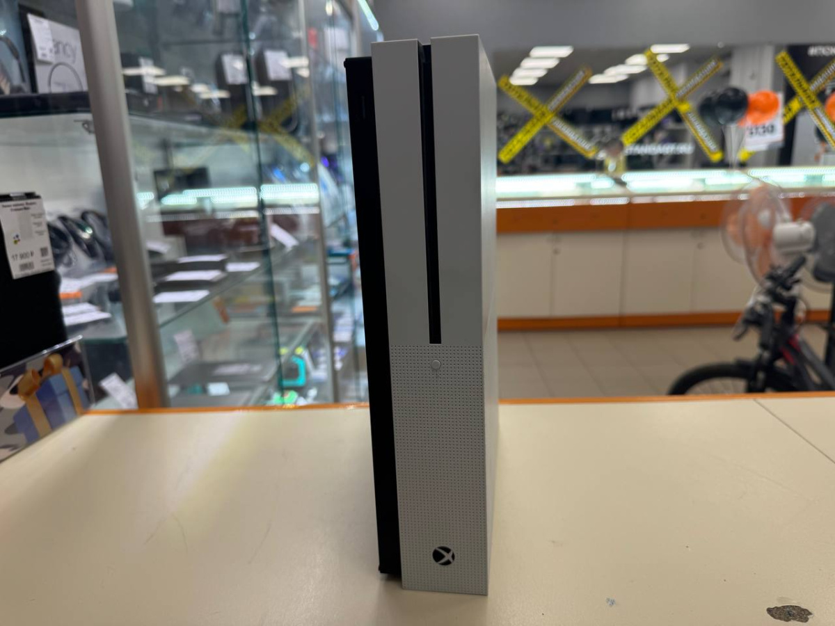Игровая приставка Xbox One S 500Gb