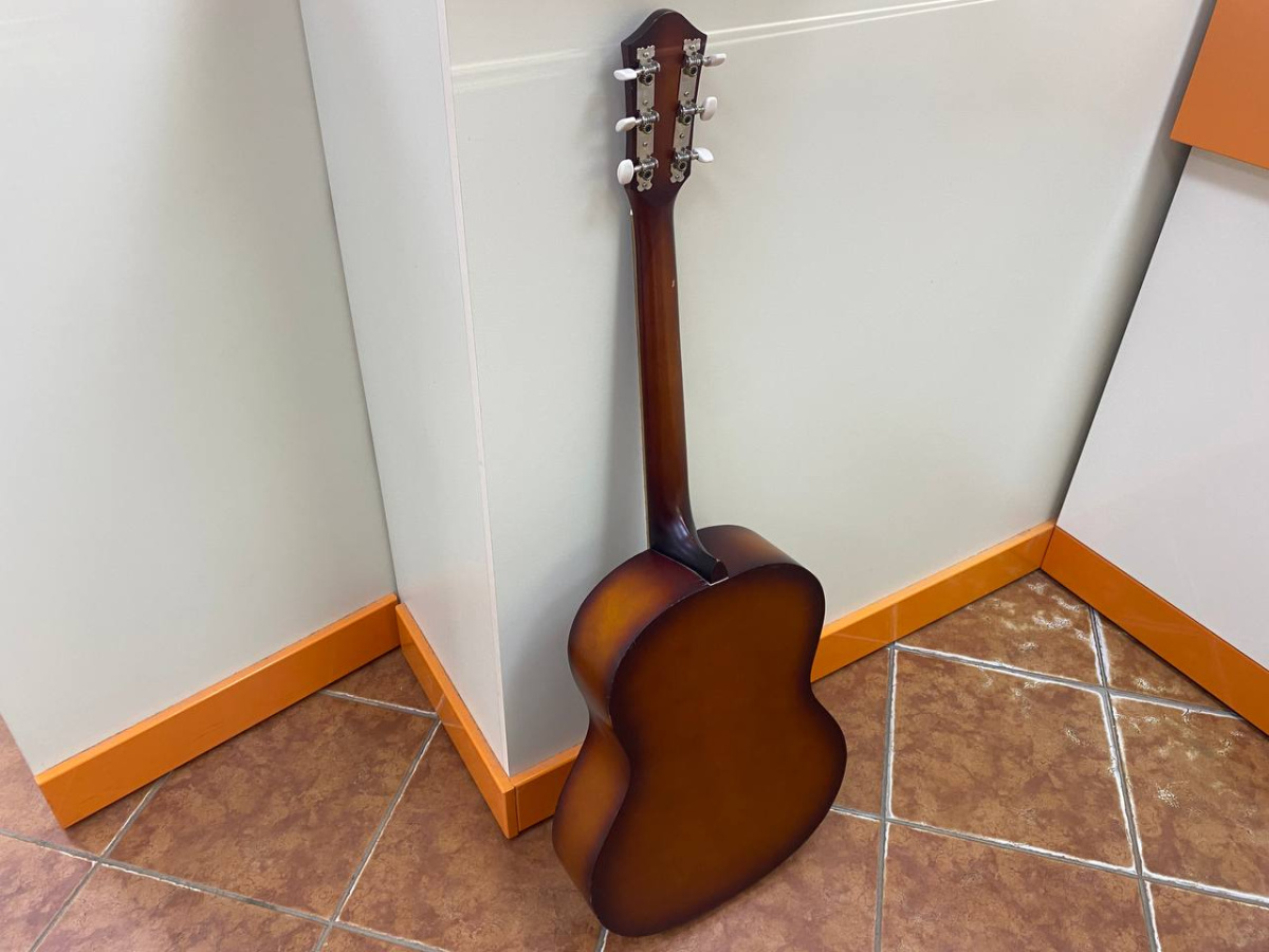 Гитара акустическая Amistar N20