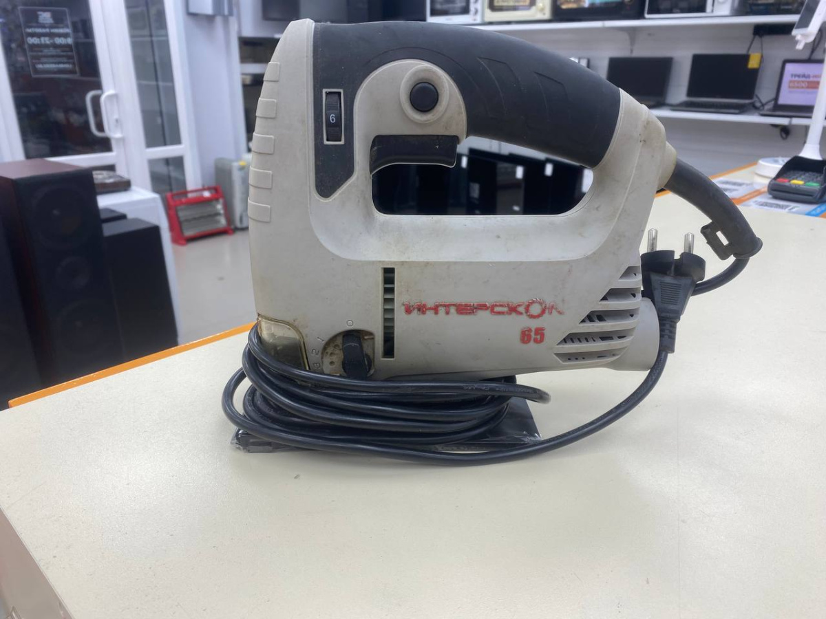 Лобзик Интерскол МП-65/550Э