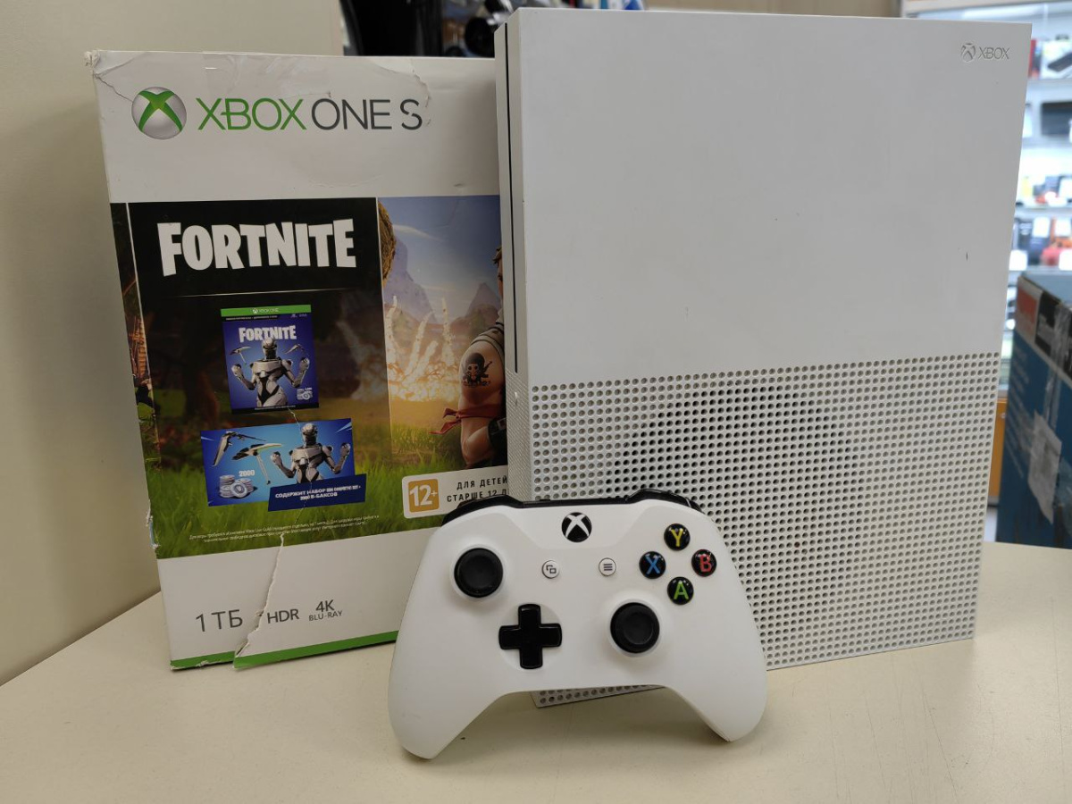 Игровая приставка Xbox One S 500Gb
