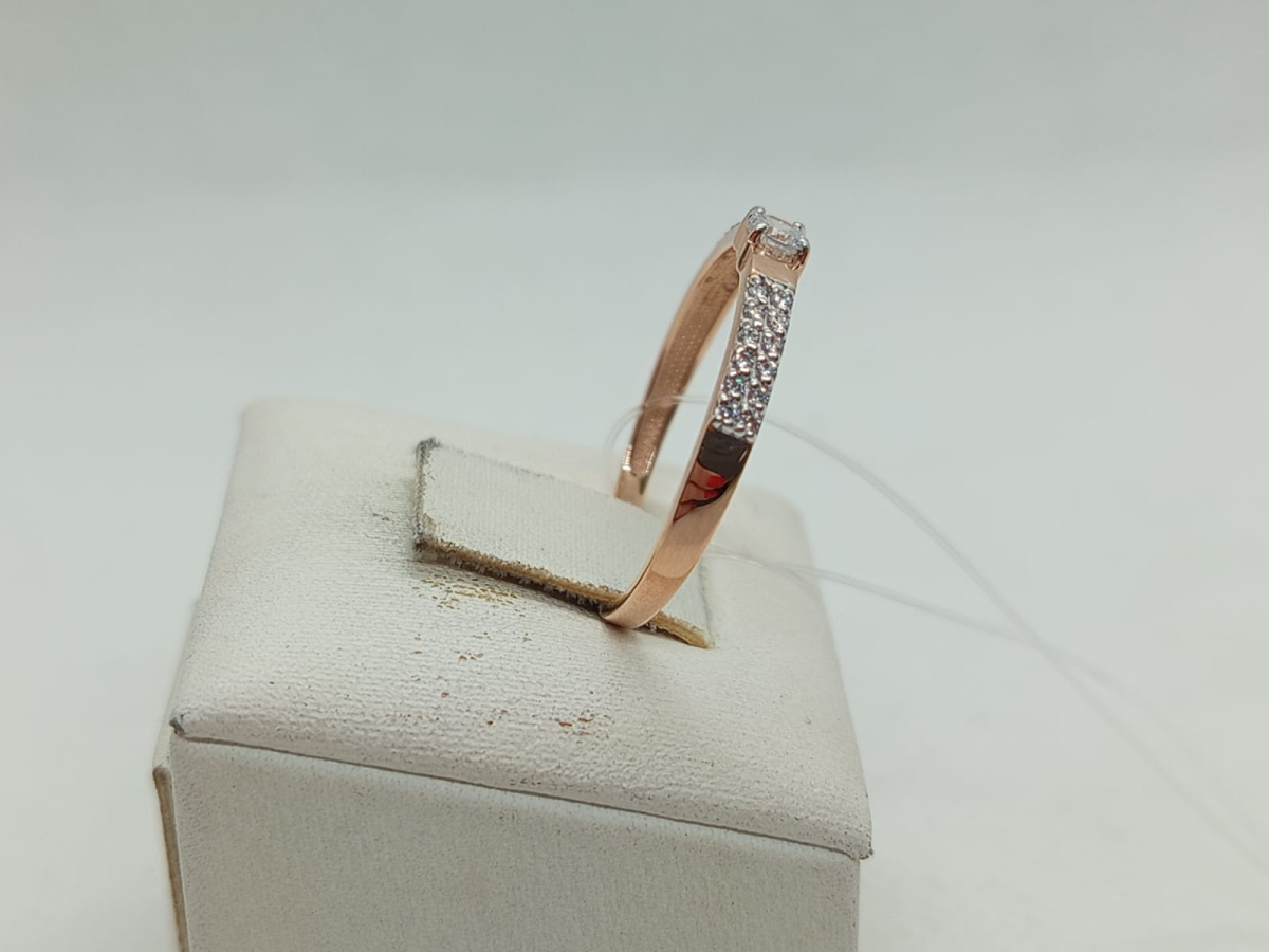 КОЛЬЦО С КАМНЯМИ (Au 585) КОЛЬЦО С КАМНЯМИ (Au 585)