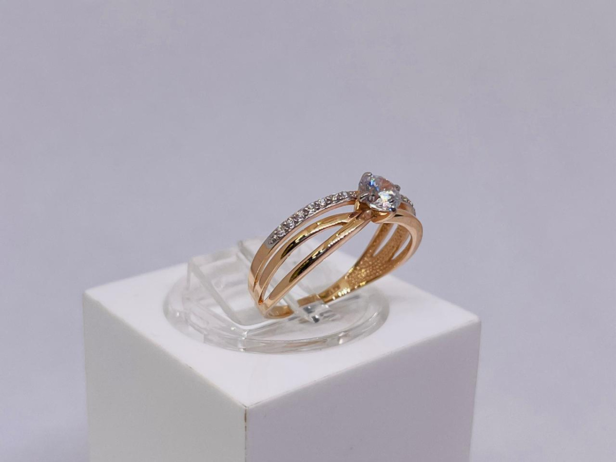 КОЛЬЦО С КАМНЯМИ (Au 585)