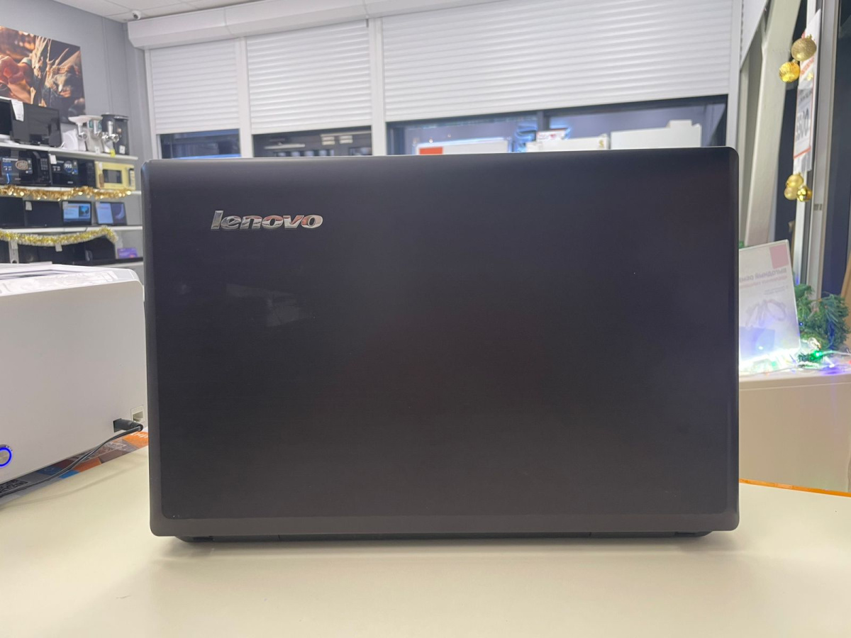 Ноутбук Lenovo .; A8-6410, Radeon R5 M230, 8 Гб, 120 Гб, Нет