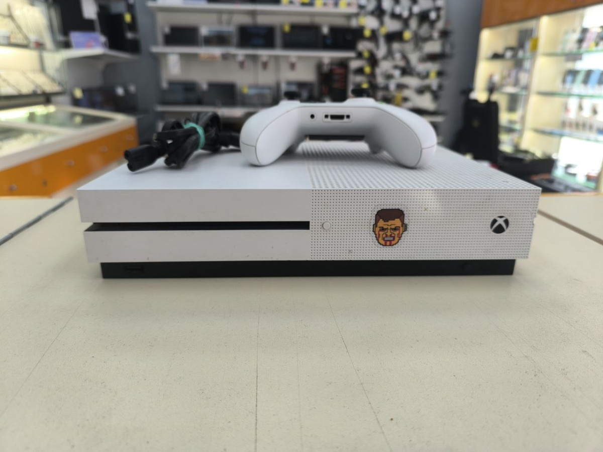 Игровая приставка Xbox One S 1TB