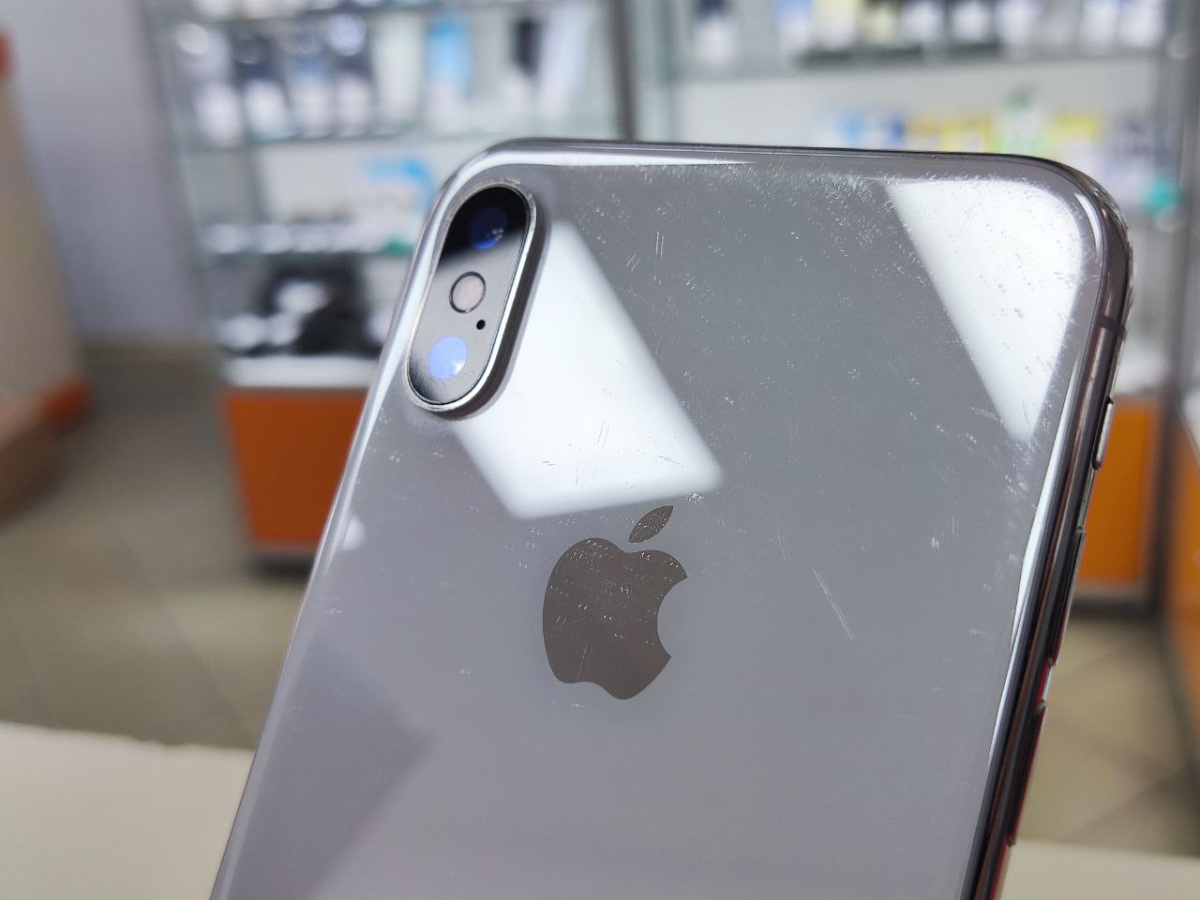 Смартфон Apple iPhone X 256Gb