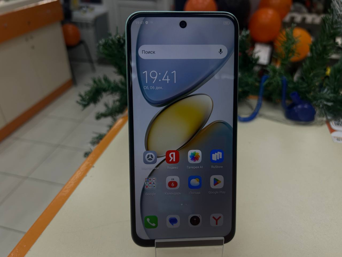 Смартфон Tecno Spark Go1 3/64