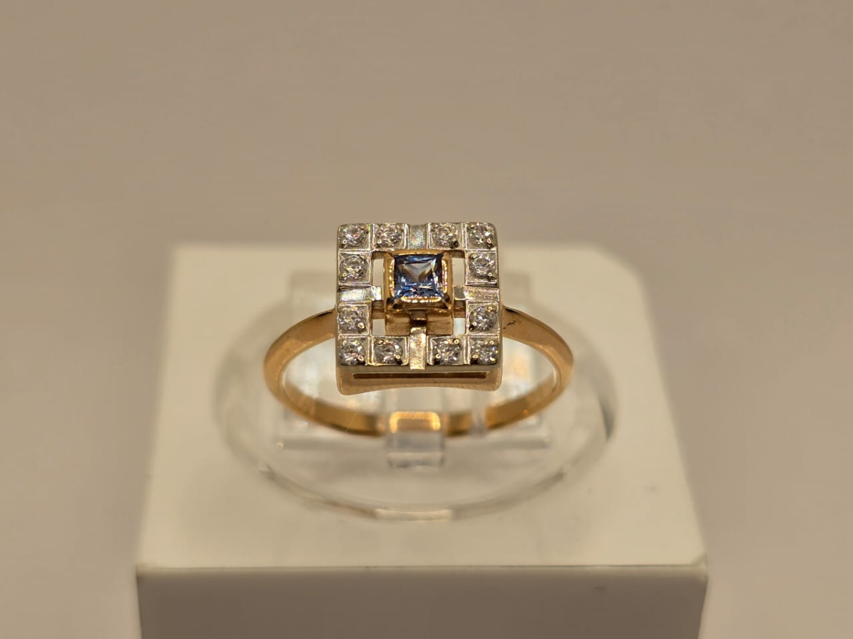 КОЛКМИ585 КОЛЬЦО С КАМНЯМИ (Au 585)
