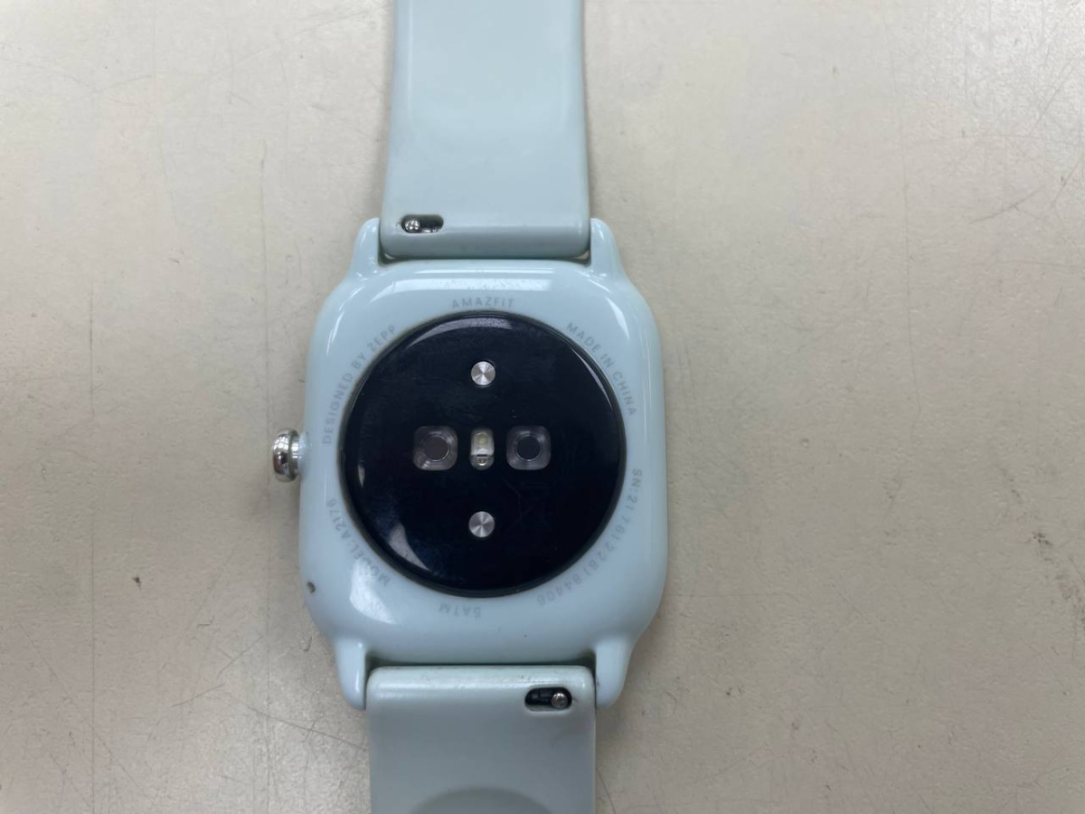 Смарт-часы Amazfit GTS 4 mini