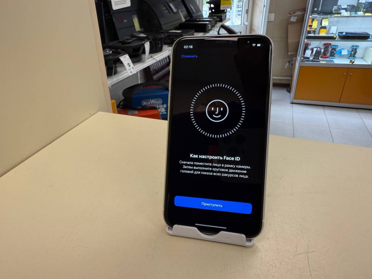 Смартфон Apple iPhone 11 64Gb