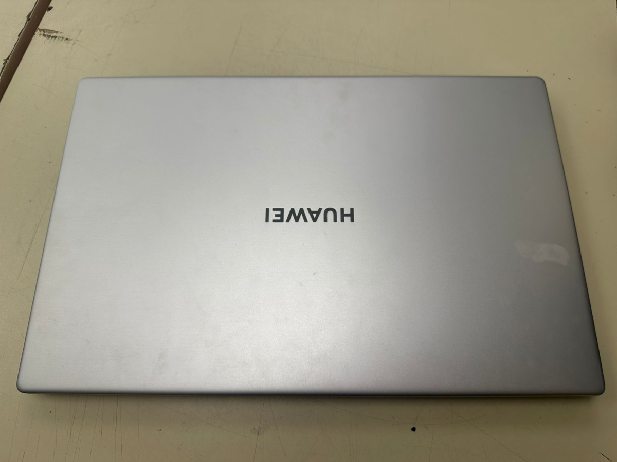 Ноутбук Huawei BoM-wfp9; Ryzen 7 5700U, AMD Graphics, 8 Гб, 512 GB, Нет