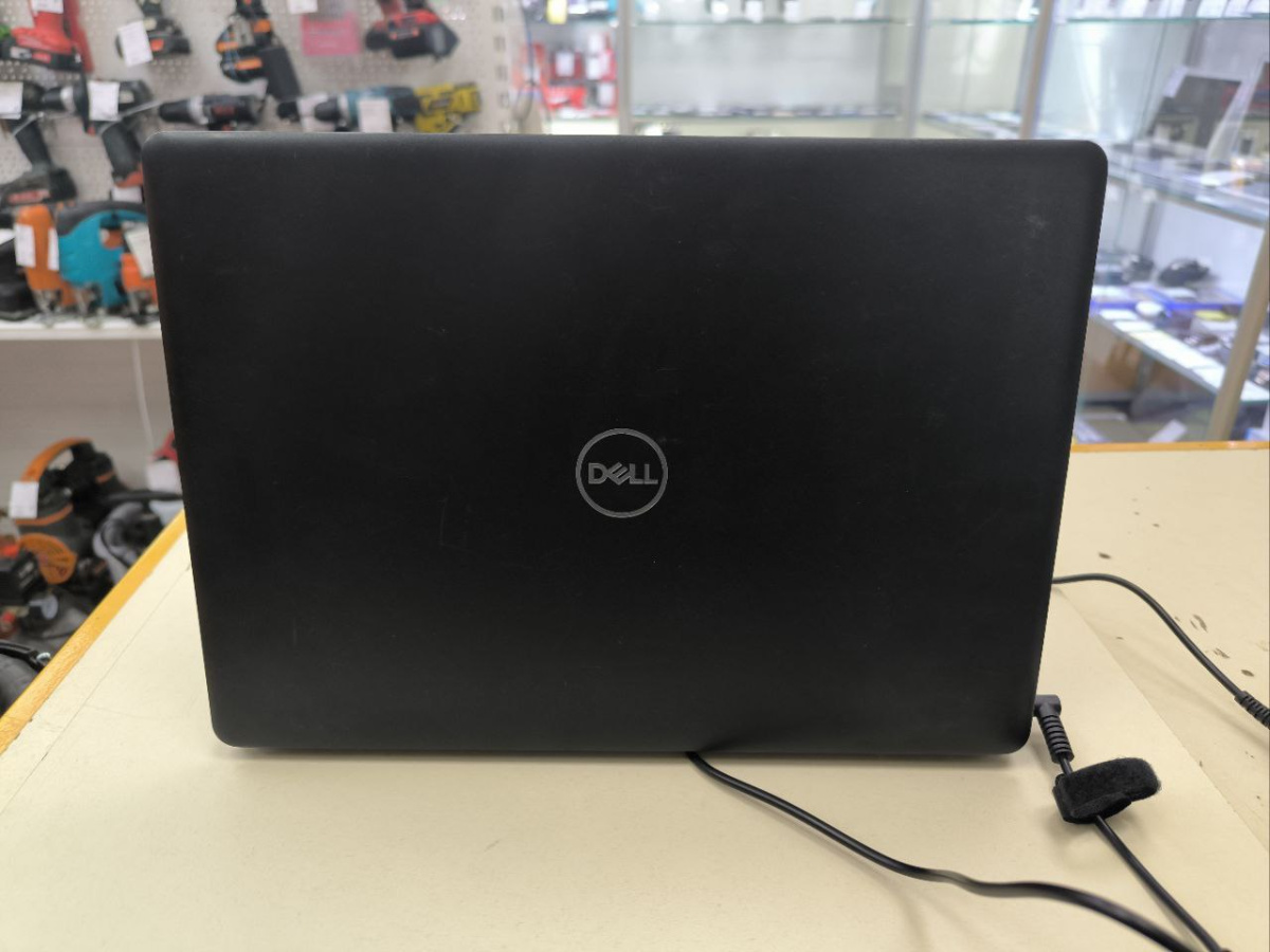 Ноутбук DELL latitude 3490; Core i7-8550U, HD Graphics, 8 Гб, 256 GB, Нет