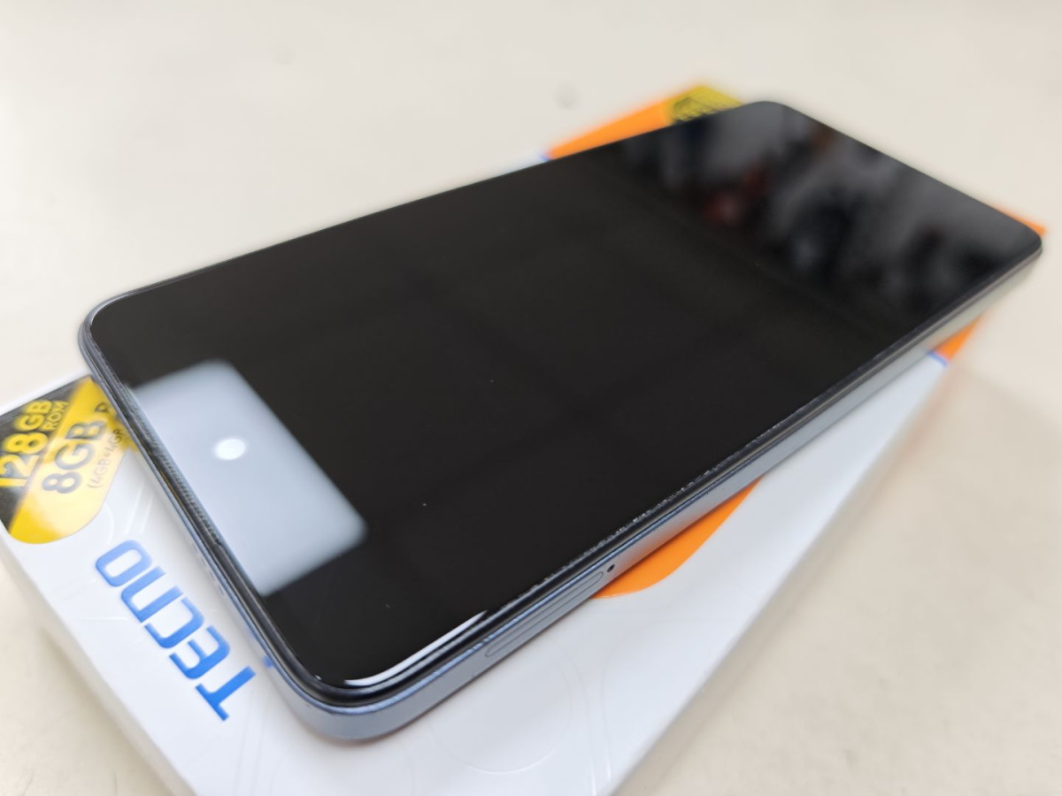 Смартфон Tecno Spark Go 2024 4/128