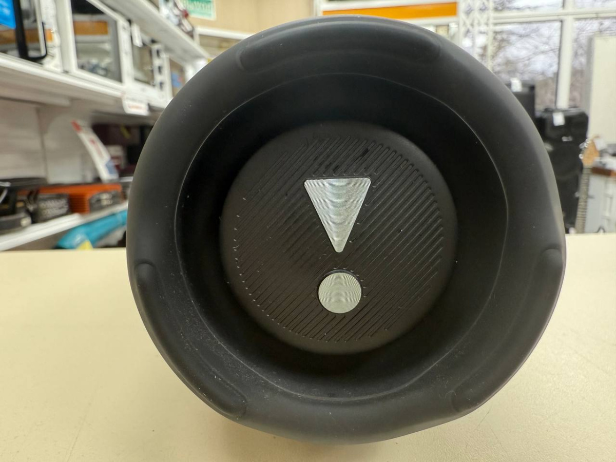 Портативная акустика JBL Charge 5