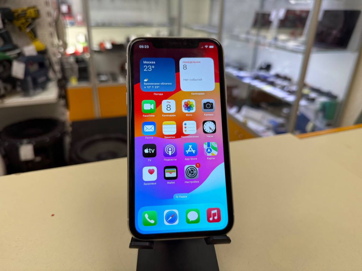 Смартфон Apple iPhone 11 128Gb