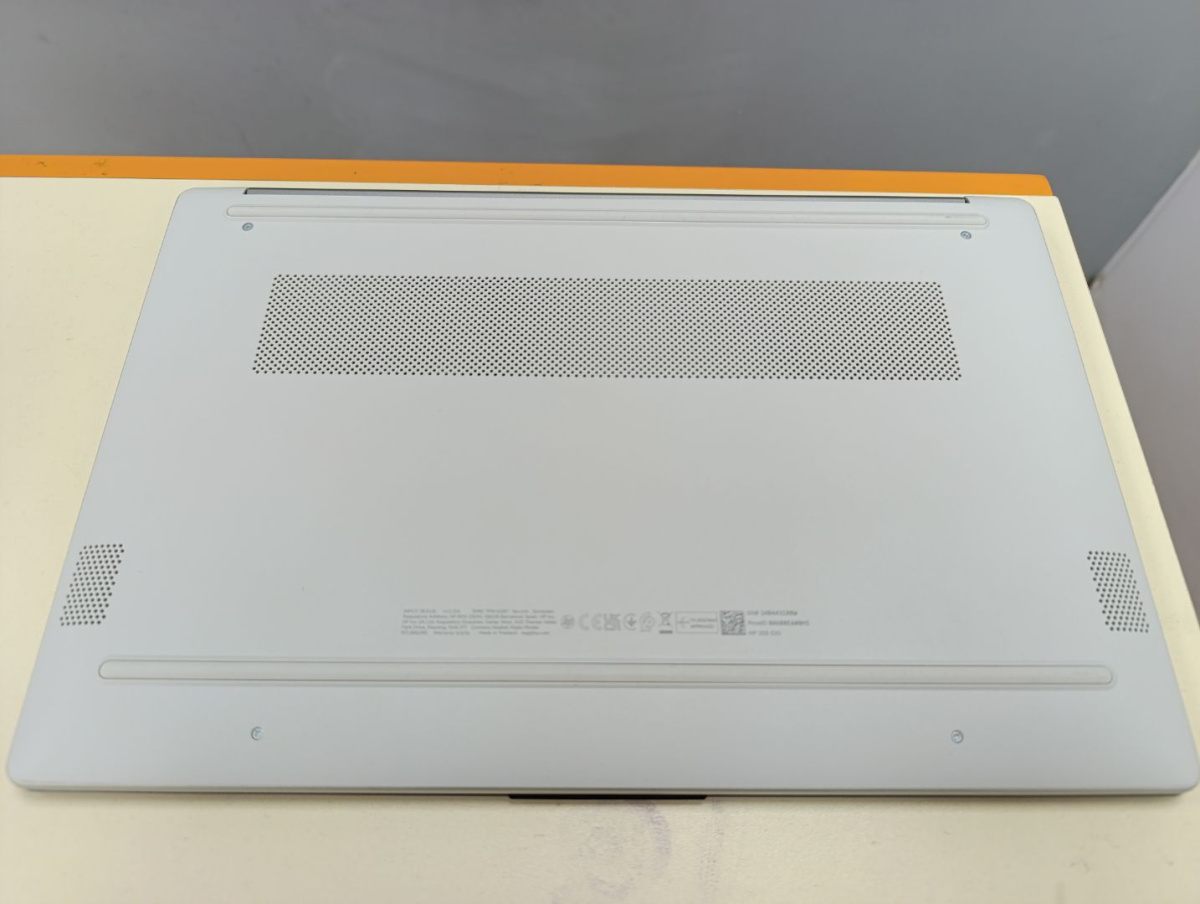 Ноутбук HP; Ryzen 5 7520U, AMD Radeon (TM) Graphics, 8 Гб, Нет, 500 Гб