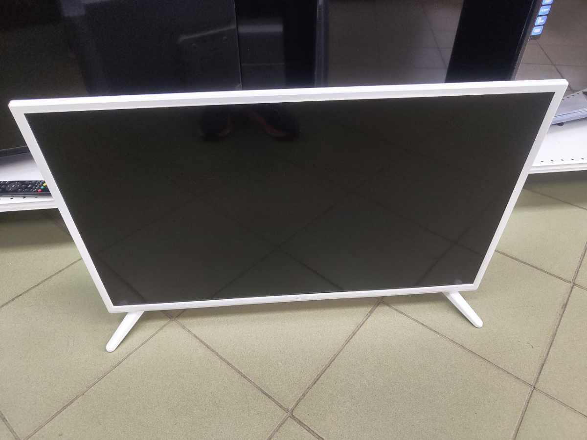 LED Телевизор Dexp H32F7000K