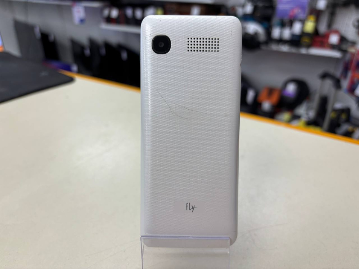 Мобильный телефон Fly FF281