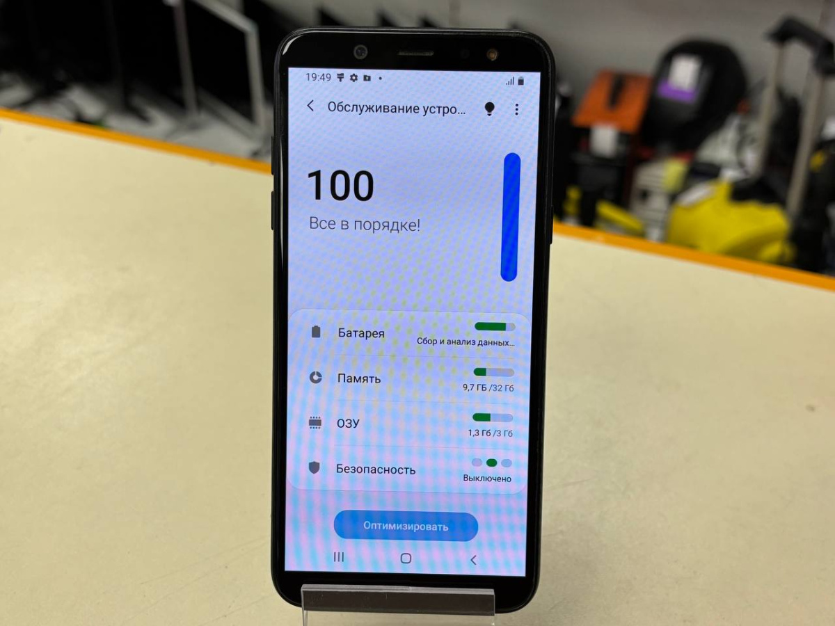Смартфон Samsung Galaxy A6 3/32
